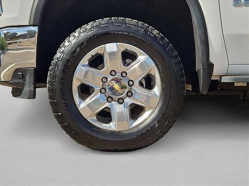 Used 2023 Chevrolet Silverado 2500 LTZ AWD/4WD image 24