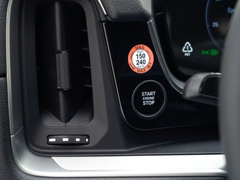 New 2026 Porsche Cayenne Coupe image 29