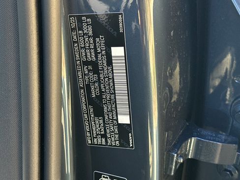 New 2026 Volvo XC90 T8 Ultra w/ Protection Package Premier image 24