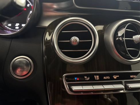 Used 2017 Mercedes-Benz GLC 300 image 29