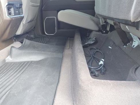 Used 2023 GMC Sierra 1500 SLT image 28