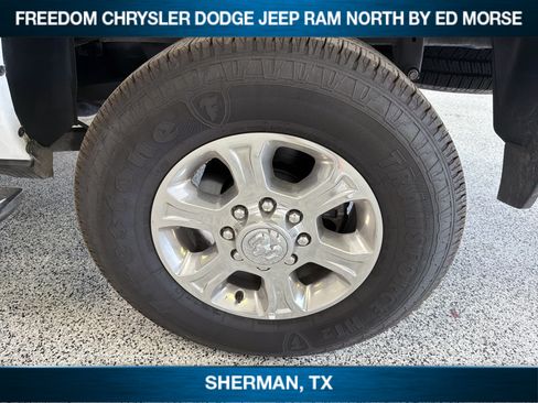 Used 2025 RAM 2500 Big Horn AWD/4WD image 11