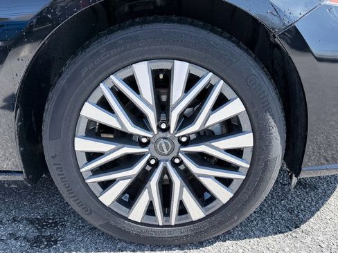 Used 2024 Nissan Altima 2.5 SV image 32