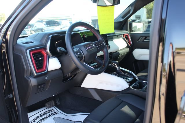 Used 2024 GMC Canyon AT4X AWD/4WD image 16