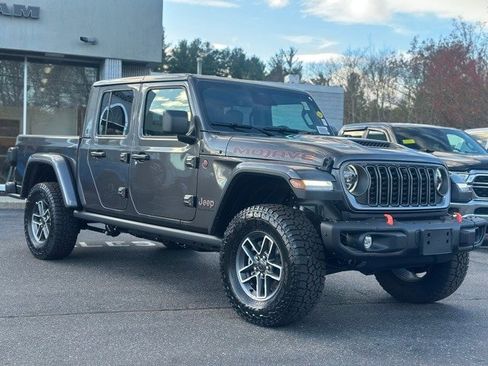 New 2026 Jeep Gladiator Mojave image 8