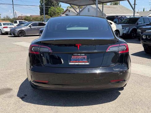 Used 2018 Tesla Model 3 Long Range RWD image 19