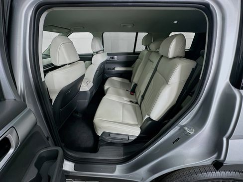 Used 2025 Hyundai Santa Fe SEL image 23