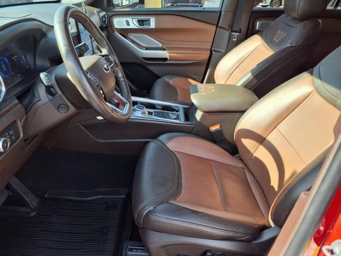 Certified 2022 Ford Explorer King Ranch AWD/4WD image 15