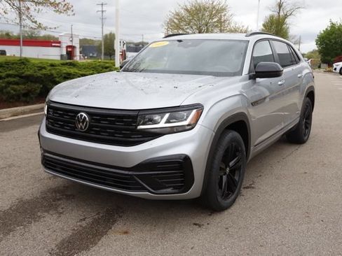 Used 2023 Volkswagen Atlas Cross Sport SEL R-Line AWD/4WD image 8