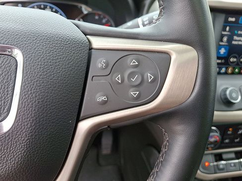 Certified 2023 GMC Acadia Denali w/ Denali Technology Package AWD/4WD image 18