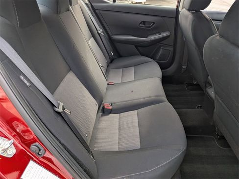 Used 2024 Nissan Sentra SV image 28