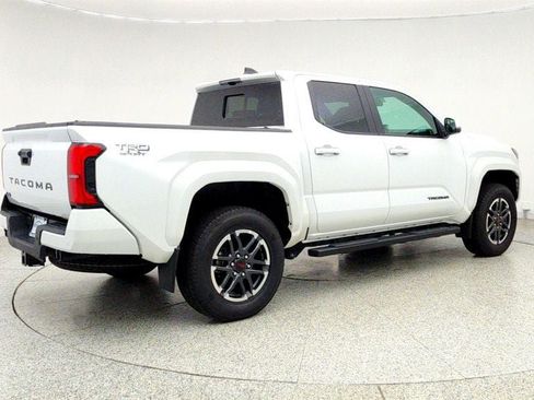Used 2024 Toyota Tacoma TRD Sport w/ TRD Sport Upgrade Package AWD/4WD image 5