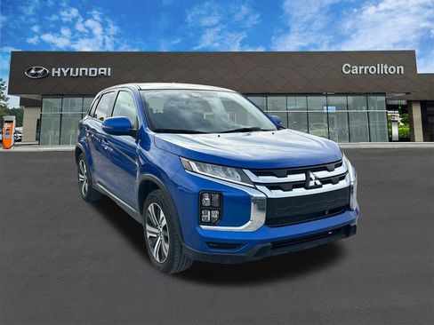 Used 2023 Mitsubishi Outlander Sport ES image 3