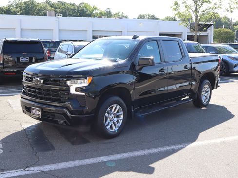 Used 2024 Chevrolet Silverado 1500 RST w/ Convenience Package II AWD/4WD image 5
