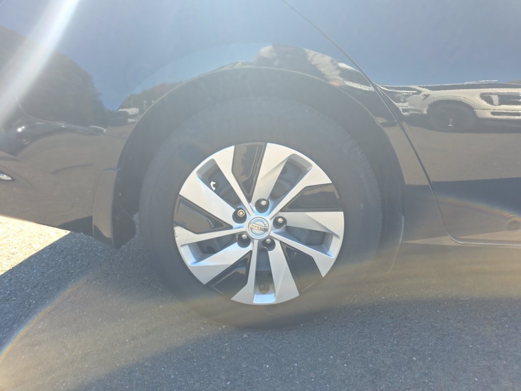 Used 2019 Nissan Altima 2.5 S FWD image 11