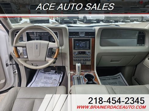 Used 2013 Lincoln Navigator 4WD w/ HD Trailer Tow Pkg image 10