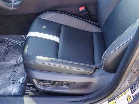 Used 2025 Toyota Camry SE image 20