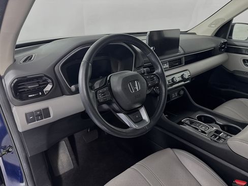 Certified 2023 Honda Pilot Elite image 9