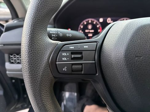 Used 2023 Honda Accord EX image 20