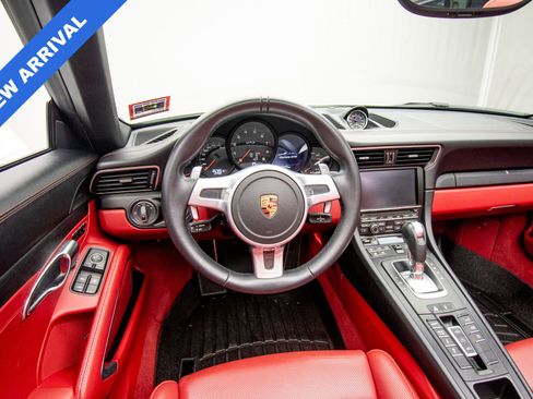 Used 2016 Porsche 911 Carrera GTS image 23