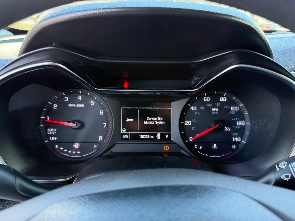 Used 2021 Chevrolet TrailBlazer LT w/ Convenience Package FWD image 23