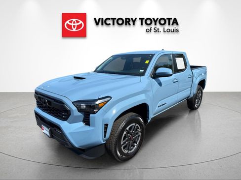 Used 2026 Toyota Tacoma TRD Sport AWD/4WD image 7
