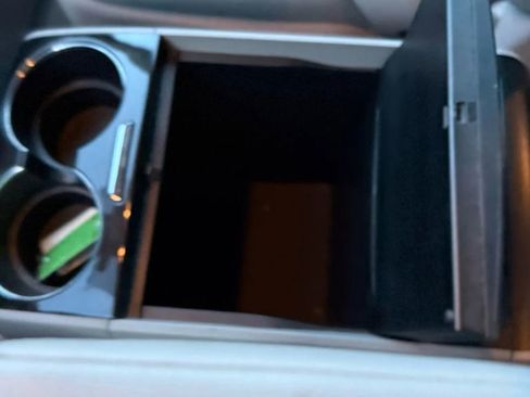 Used 2019 Toyota Sienna XLE w/ XLE Navigation Package image 27