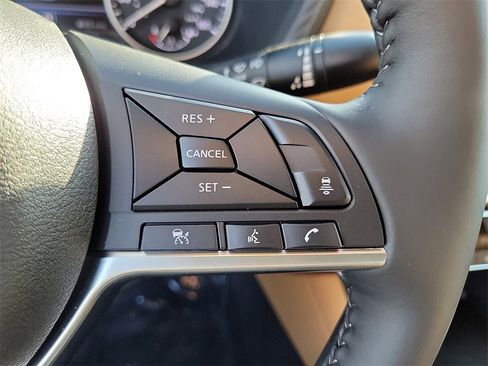 New 2025 Nissan Sentra SV w/ SV Premium Package image 8