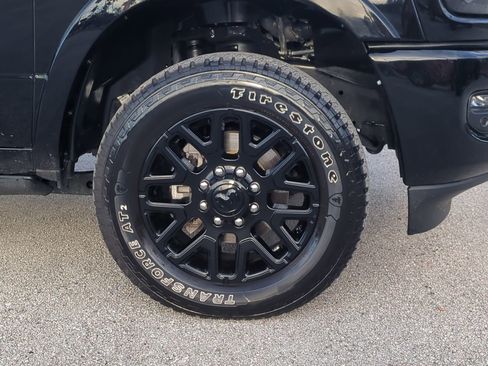 Used 2025 RAM 3500 Limited image 10