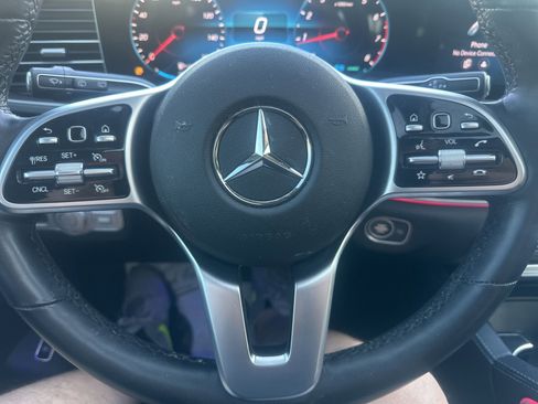 Used 2022 Mercedes-Benz GLE 450 4MATIC image 25