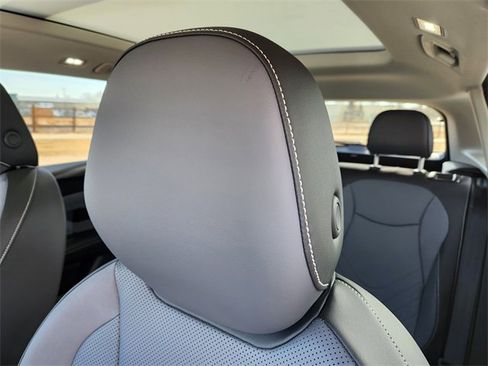 New 2026 Volkswagen Tiguan SE image 13