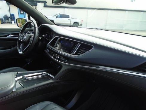 Certified 2024 Buick Enclave Essence w/ Experience Buick Package image 26