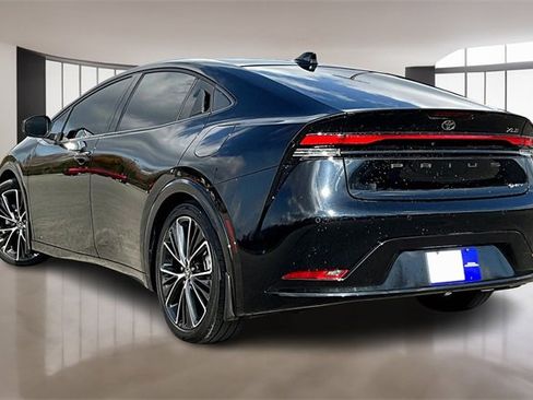 Used 2024 Toyota Prius XLE image 4