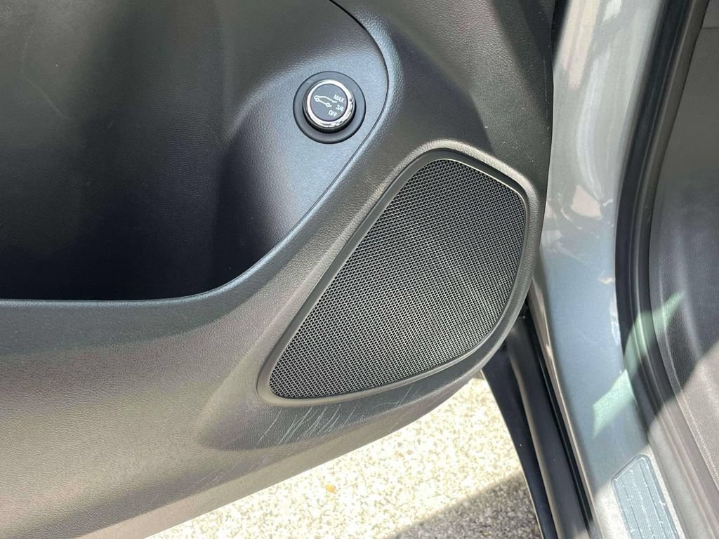 Certified 2023 Buick Encore GX Essence w/ Experience Buick Package FWD image 27