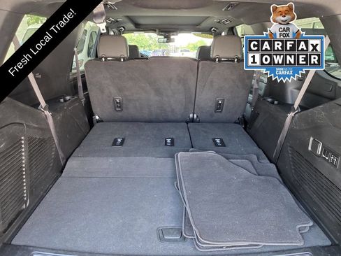 Used 2022 Chevrolet Tahoe Z71 w/ Luxury Package AWD/4WD image 15