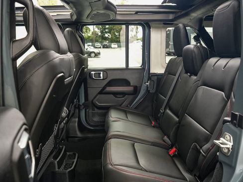 New 2026 Jeep Wrangler Unlimited Rubicon image 18