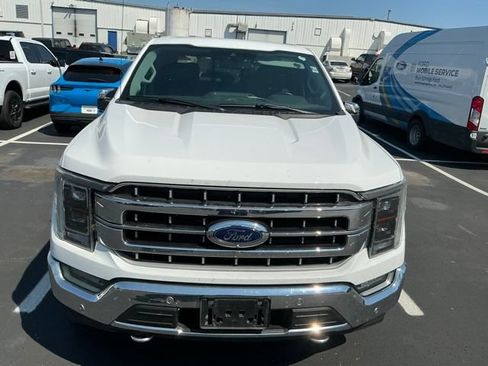 Used 2021 Ford F150 Lariat w/ Equipment Group 502A High AWD/4WD image 3