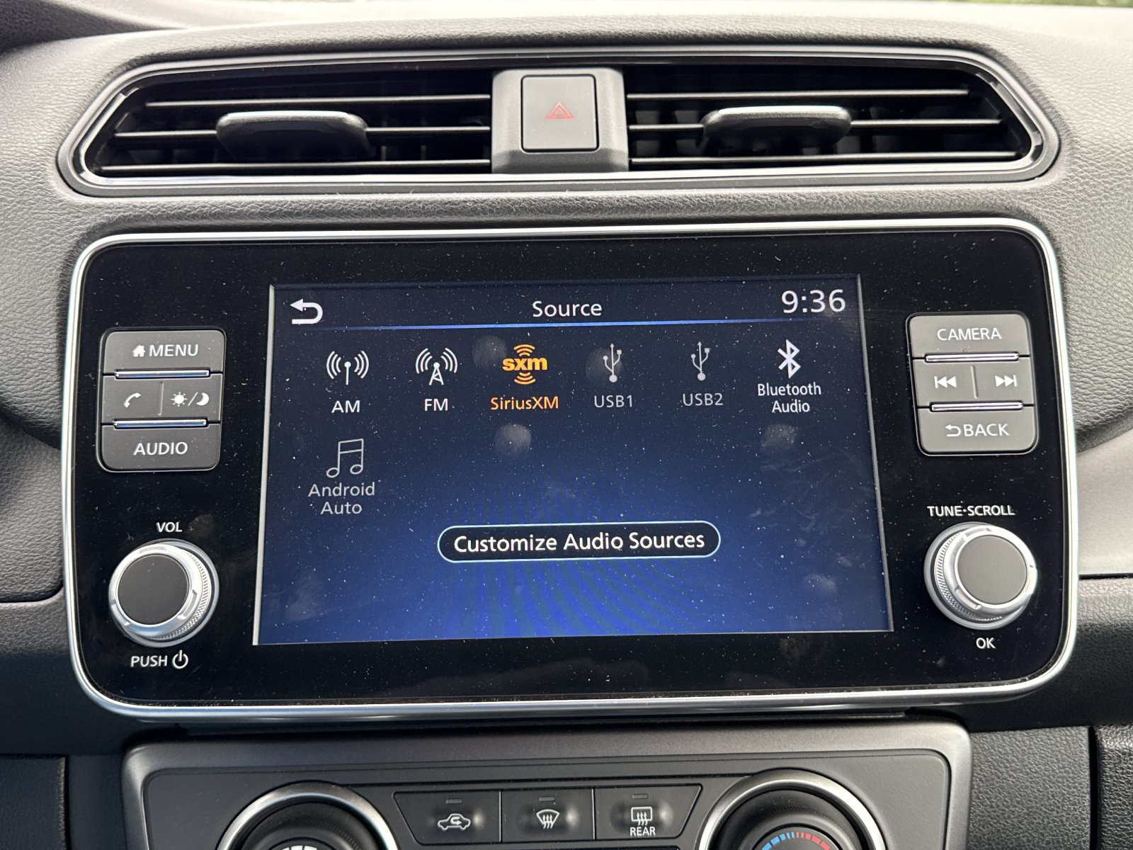 Used 2025 Nissan Leaf S FWD image 23