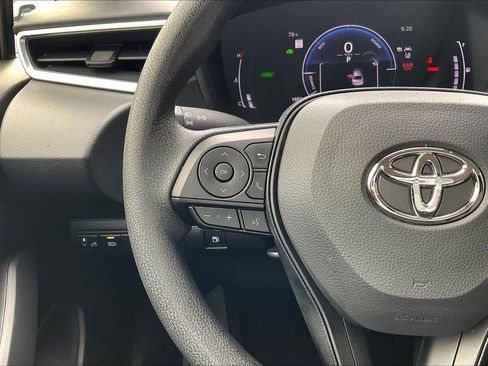 Used 2026 Toyota Corolla LE FWD image 23