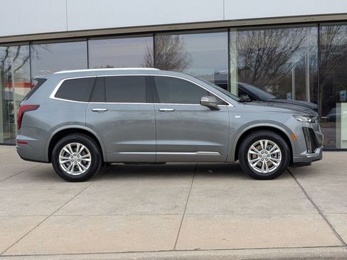 Used 2022 Cadillac XT6 Luxury image 8