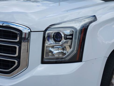 Used 2016 GMC Yukon SLT w/ Open Road Package RWD image 9
