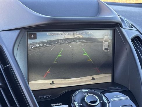 Used 2019 Ford Escape Titanium image 14