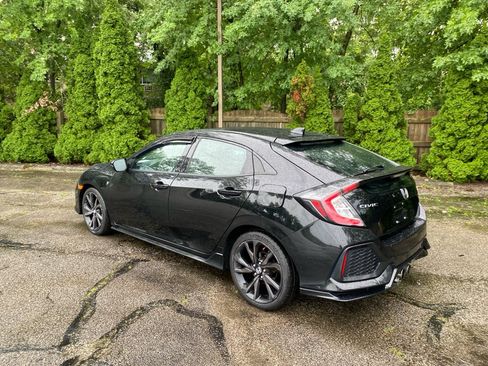 Used 2017 Honda Civic Sport Touring image 3