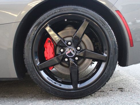 Used 2015 Chevrolet Corvette Stingray Coupe image 26