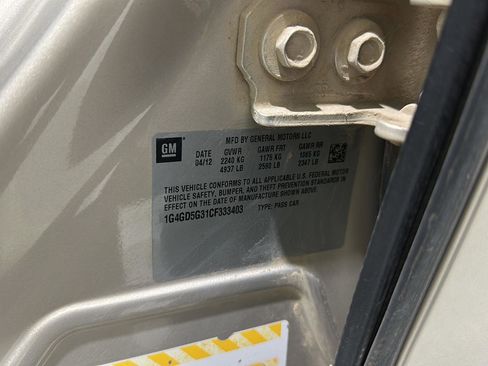 Used 2012 Buick LaCrosse Premium w/ Driver Confidence Package image 28