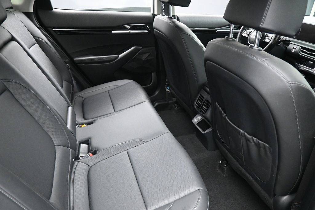 Used 2024 Kia Seltos SX AWD/4WD image 35