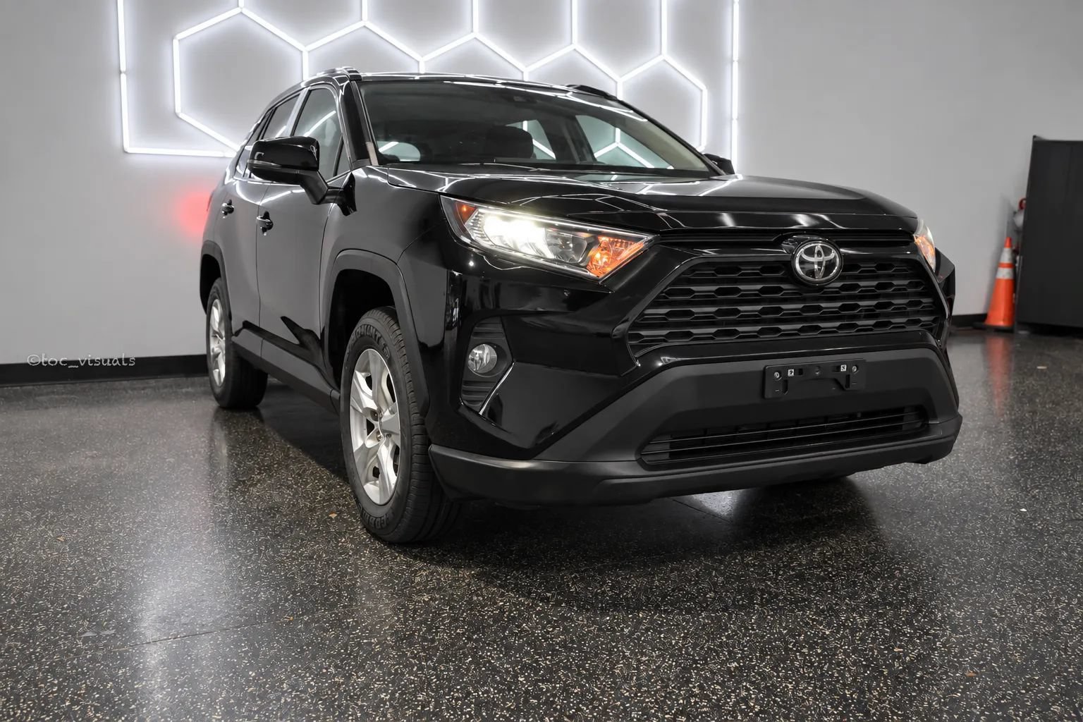 Used 2021 Toyota RAV4 XLE AWD/4WD image 12