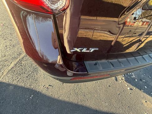 Used 2023 Ford Explorer XLT w/ Equipment Group 202A image 13