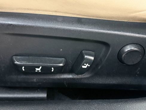 Used 2014 Lexus IS 350 w/ Navigation Package image 24