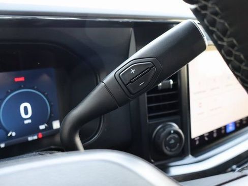 New 2026 Ford F250 Lariat w/ Black Appearance Package image 30